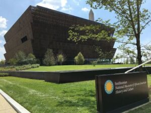 Gray Line DC Guide: Which Washington museums are free?