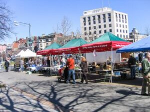 Take a Trip to the Best Farmers Markets in DC